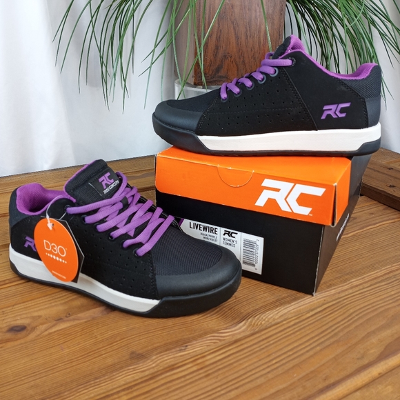Chaussures VTT Femme Ride Concepts Livewire - Taille 38 EU (7.5 US) - Bleu - D3O Foam - Neuf